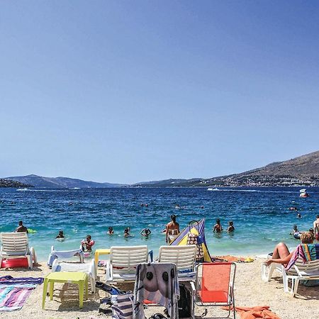 2 Bedroom Beautiful Apartment In Okrug Gornji Trogir Bagian luar foto